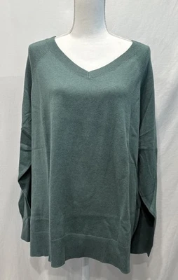 NWT LUCKY BRAND Woman’s Pullover V-Neck Sweatshirt Green Size XXL - Image 1 of 4