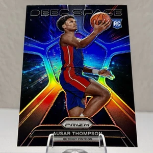 2023-24 Panini Prizm AUSAR THOMPSON DEEP SPACE #5 RC SILVER SP - PISTONS ROOKIE - Bild 1 von 2