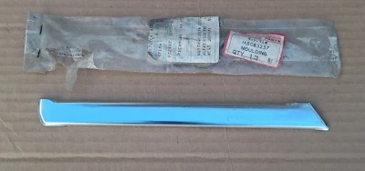 Plymouth Sapporo 1978 nuevo en stock techo transversal izquierdo moldura inferior Foto 1 de 4