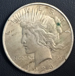 1923 - Peace Liberty US Silver Dollar - 90% Silver US Coin - Picture 1 of 2