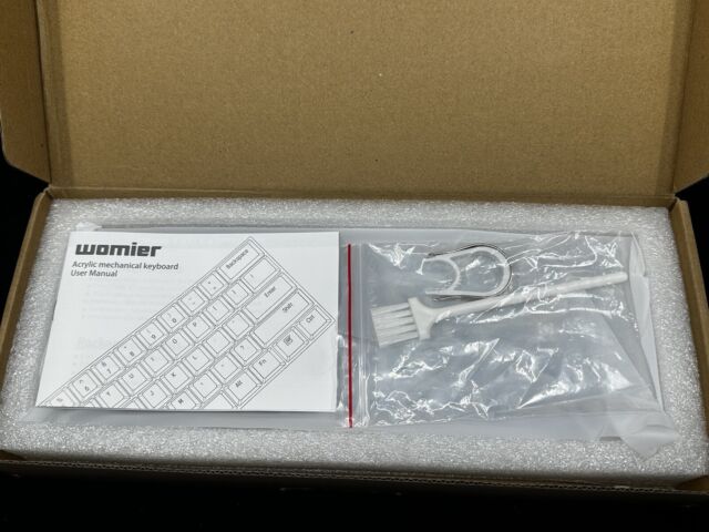 NEW CHIC ORTEK TECHNOLOGY ERGONOMIC USB EURO KEYBOARD EKB-880 GM8EKB104M  DS-RM0