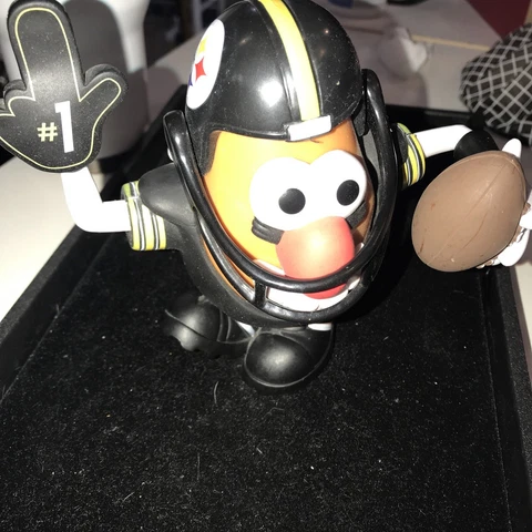 2009 Hasbro Mr Potato Head NFL Edition Pittsburgh Steelers Sports Spuds Figure Cover