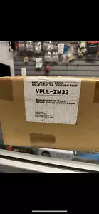 Sony VPLL-ZM32/70 Short Throw Lens - Picture 1 of 2