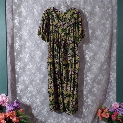 Vintage 80s Muumuu Size 1X 1980s Hawaiian Tropical Boho Hippie Retro Maxi Dress - Image 1 of 4