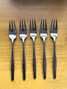 DANSK Japón VARIACIÓN V IHQ JUEGO DE 5 TENEDORES DE ENSALADA DE 3 DIENTES 6-1/2" - Imagen 1 de 4