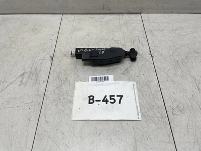 2004 AUDI A8L 4.2 QUATTRO FRONT LEFT DRIVER HEADLIGHT WASHER SPRAYER NOZZLE OEM+ - Image 1 of 4