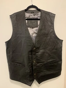 Mack Truck Bulldog Black Leather Vest Sz L Biker Offically License Snap Front - Picture 1 of 11