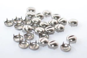 100x Ziernieten / Nieten / Krallennieten, Ø9.3 mm, runder Form, C&C Metal Prod. - Picture 1 of 5