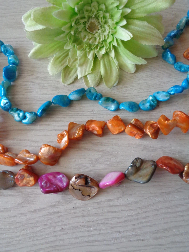 Perlmutt Nuggets Muschelperlen gefärbt Farbauswahl  3Varianten auswählbar - Bild 1 von 1