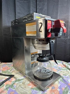 Cafetera digital BUNN 3 calentadores y agua caliente con olla - AWX918 - Modelo CDBCF34 - Imagen 1 de 5