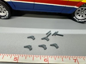 Resin 5 Stück Walther PPK mit Schalldämpfer Kurzwaffen im Maßstab 1:24 unbemalt - Bild 1 von 2