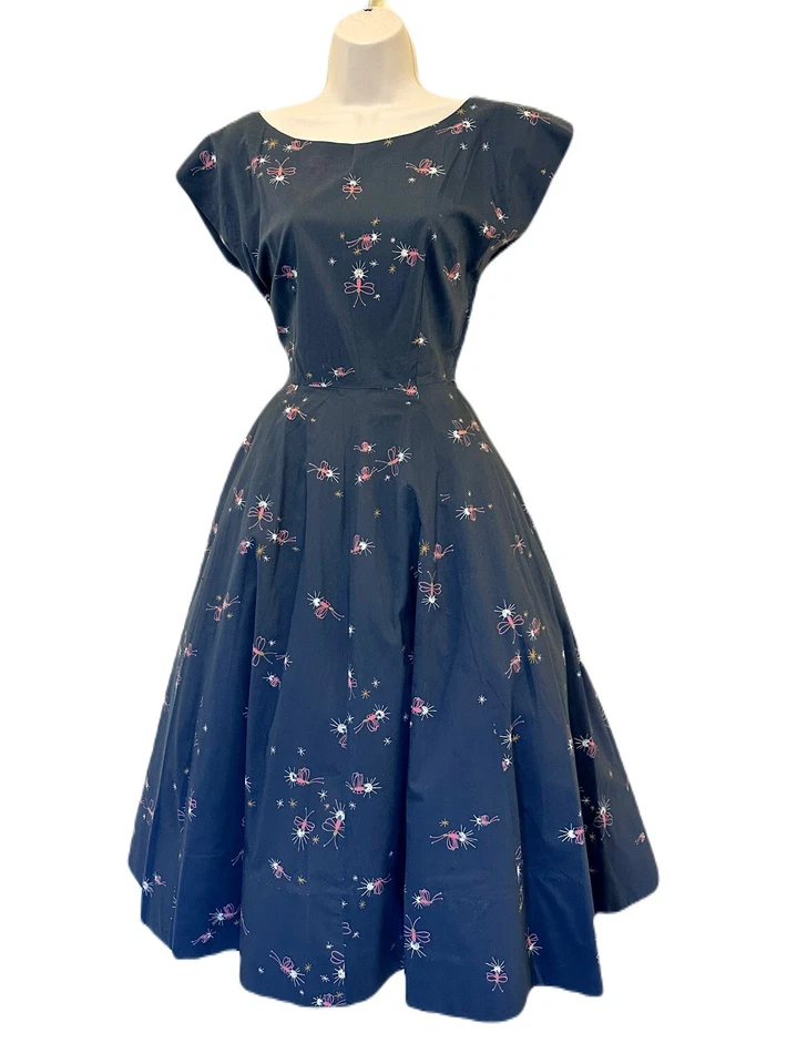 Vestido Falda Círculo Gatito Rockabilly Firefly Años 50 De Colección - Gris Oscuro y Rosa Foto 1 de 4