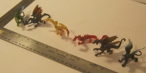 ¡6 dragones de goma dura miniatura surtidos!! - Imagen 1 de 3