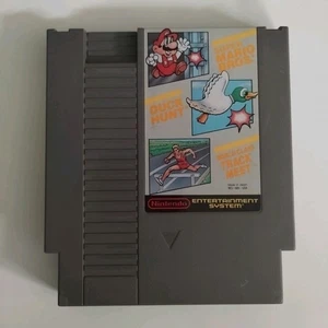 Super Mario Bros Duck Hunt Track Meet NES Video Game Cartridge Vintage Nintendo - Picture 1 of 2