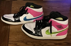 Air Jordan 1 SE Mid Cyber Active fucsia taglia 9M, CZ9834-100 - Foto 1 di 7