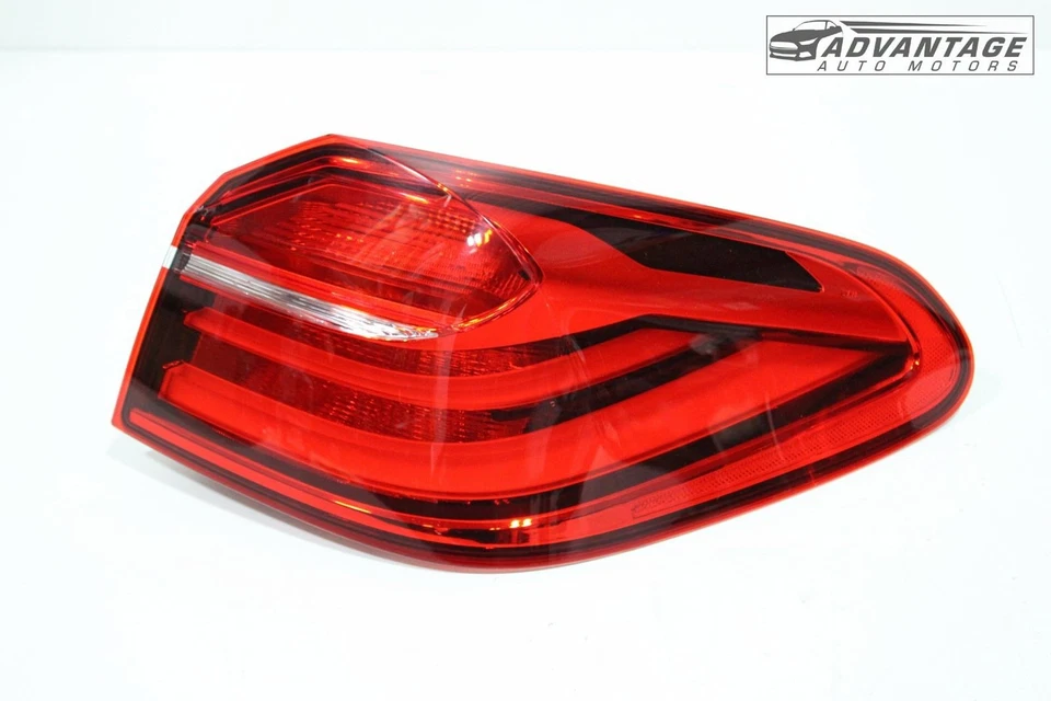 BMW X4 F26 2015-2018 cuarto trasero lado derecho luz trasera exterior luz trasera OEM Foto 1 de 4