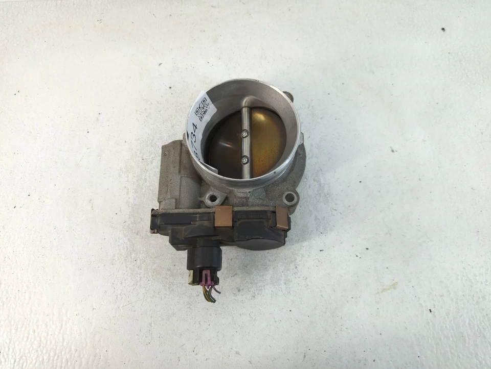 Gmc Sierra 2500 Throttle Body V4XLK - Image 1 of 4