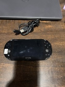 Japanese Black PlayStation Vita PSVITA 2000 System W/Charger Tested/Works B27
