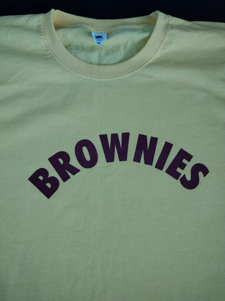BROWNIES FANCY DRESS T-SHIRT BRAND NEW XXL slight second - Image 1 of 1