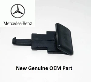New genuine OEM Mercedes-Benz SL R129 Armrest Lid Push Button A1296830155  - Picture 1 of 1
