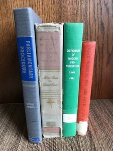 Antique Vintage Multi Color Book Lot Distressed Decorative Farmhouse (1120) - Imagen 1 de 4