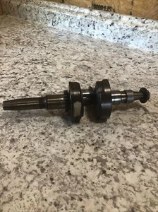 Craftsman 4HP Tecumseh OEM 143-687012 Crankshaft + Key 32892 610951 - Picture 1 of 5