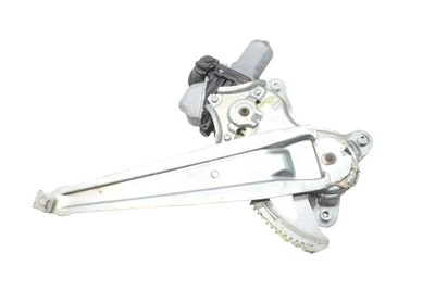 Alzavetro porta posteriore destro LEXUS IS XE30 300h 85720-53100 2013 - Immagine 1 di 4