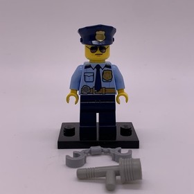 LEGO Minifigure - Police City Officer Shirt & Sunglasses - cty0778 - Set 60138