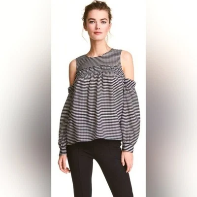 H&M Cold shoulder black/white checked patterned weave round neck blouse. Size 4 - Image 1 of 4