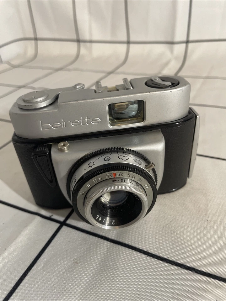 BEIRETTE PRIOMAT VINTAGE GERMAN 35mm FILM CAMERA Untested  - Image 1 of 4