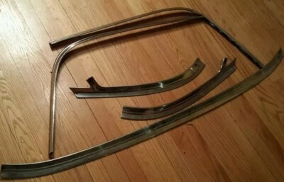 Dodge 880 1964 ventana trasera personalizada molduras de acero inoxidable OEM Mopar Foto 1 de 4