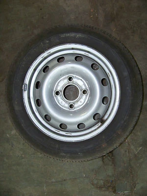 Renault Twingo Radsatz Kompletträder Fulda 145/70R13 71T Stahlfelge 450B13FHD  - Bild 1 von 4