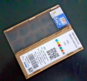SVENDITA! 10 inserti ISCAR WNMX 080716 M4PW IC8150 - Foto 1 di 1
