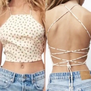 Neu mit Etikett Zara bauchfreies Neckholder-Top Wassermelonenmuster beige gekreuzt hinten zum Binden Gr. Small S - Bild 1 von 15