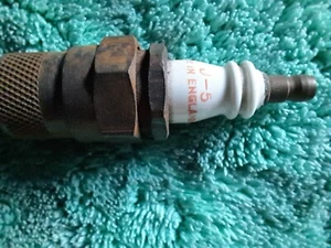 Champion J-5 Spark plug no box unused vintage tractor etc - Picture 1 of 3