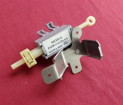 1986-1993 Mercury/Ford Clutch Pedal Ignition Lock Switch (SW-2063) E6ZZ-11A152-A - Image 1 of 4