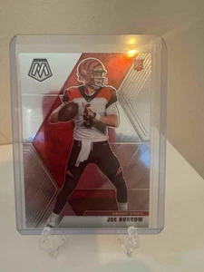 2020 Mosaic Joe Burrow Cincinnati Bengals #201 RC Rookie Card - Foto 1 di 2
