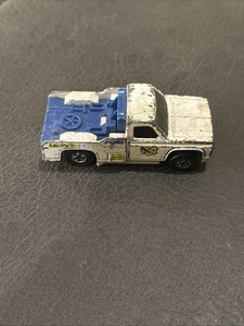 Vintage 1974 Hot Wheels Ramblin’ Wrecker “Larry’s 24hr Towing” White Tow Truck - Picture 1 of 5