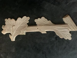 Vintage Wooden Leaves Piece Cuckoo Clock Parts Top Topper - Picture 1 of 5
