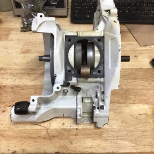 1115 020 2113 - STIHL CRANKCASE - USED FITS 045/056 - Picture 1 of 5