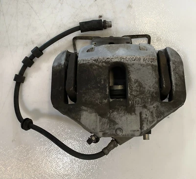 04-10 Conjunto de pinza de freno delantera derecha pasajero BMW 535i OEM Foto 1 de 4