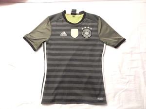 Deutschland-Trikots Gr. 11/15 - Bild 1 von 2