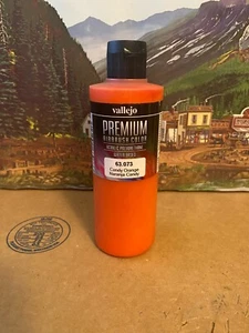 Vallejo 200 mL - Premium Airbrush Color - Candy Orange - 63.073 - CLST - Picture 1 of 1
