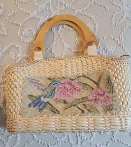  Woven  Straw Humming Needlepoint Purse With Wooden  Handles 13" W x 5" D x 9" H - Picture 1 of 5