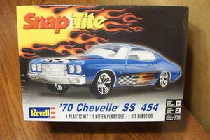 REVELL SNAP-TITE '70 CHEVELLE SS 454 1/25 MODELLSATZ - Bild 1 von 2