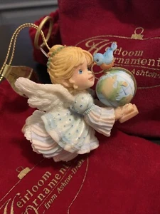 HollyDay Angels AshtonDrake Heirloom Ornament “Wishing You A World Of Peace” (6) - Bild 1 von 6