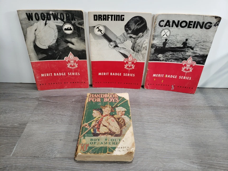 Vintage Lot Of 4 Boy Scouts Of America Illustrated Books & HANDBOOK - Image 1 of 4