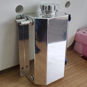 Radiador de aluminio universal de 2L tanque de desbordamiento tanque de expansión lata - Imagen 1 de 5