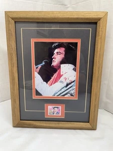 Elvis Presley Photo With 1993 Elvis Presley Stamp Professionaly Framed - Picture 1 of 4