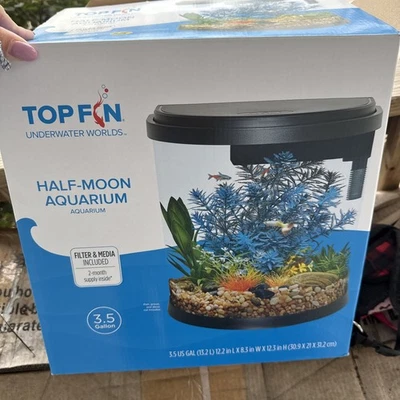 Acuario y accesorios de 3,5 galones Foto 1 de 4